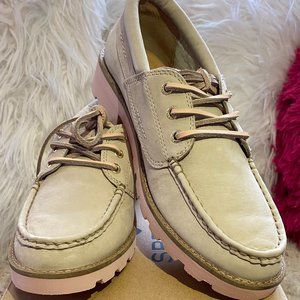 Sperry Authentic Original Boat Shoe in Sand